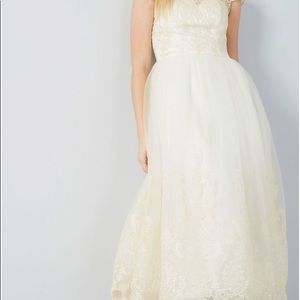ModCloth celebration midi wedding dress 18
